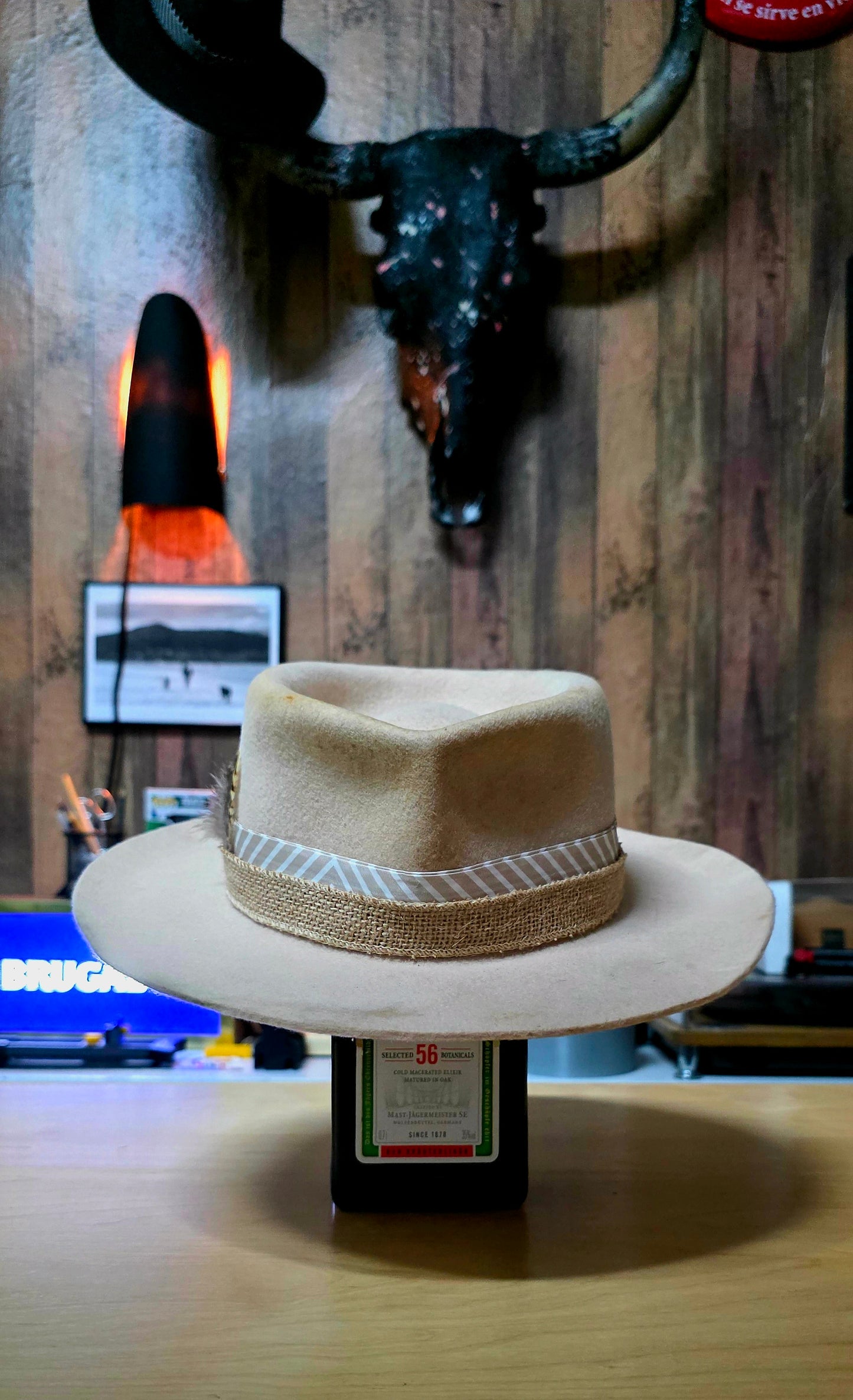 The Nomad – Sombrero artesanal único. A Fuego